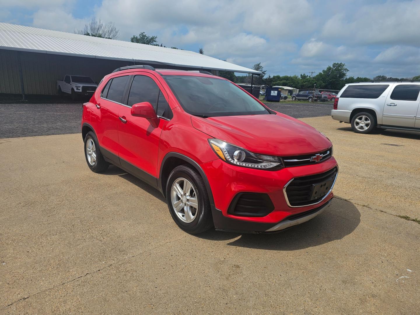 2017 RED Chevrolet Trax LT FWD (3GNCJLSBXHL) with an 1.4L L4 DOHC 16V engine, 6A transmission, located at 533 S Seven Points BLVD, Seven Points, TX, 75143, (430) 255-4030, 32.313999, -96.209351 - Photo#1